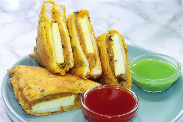 Paneer Bread Pakora